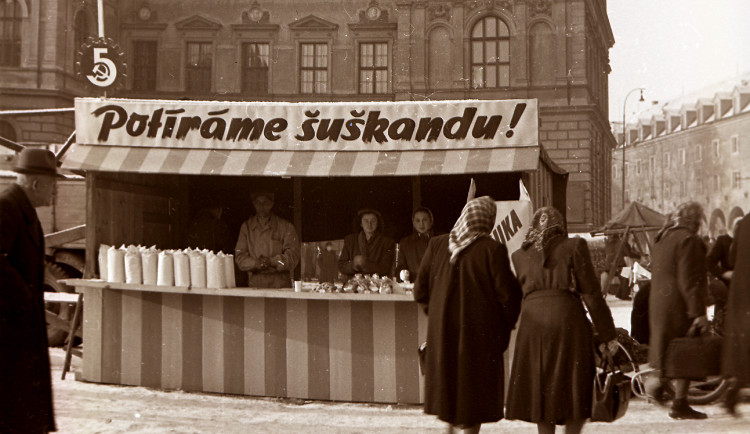 DRBNA HISTORIČKA: S bojem proti šuškandě pomáhaly budějovickým mlynářům prodejní stánky