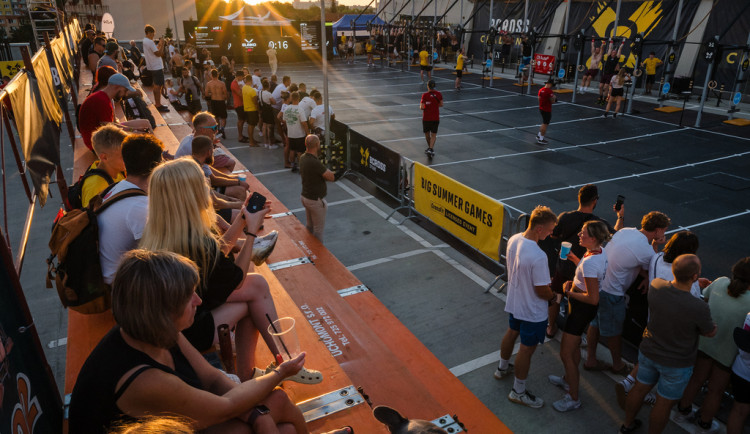 Sportovní akce s oficiální světovou licencí CrossFit Licensed Event propojuje gymnastiku, práci s vlastní váhou, vzpírání, silovou přípravu a kondici. Cílem je zajistit, aby závodníci byli co nejvíce všestranní.