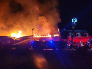 Požár dřevařské haly na Písecku způsobil škodu způsobil škodu 25 milionů