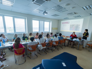 Jindřichohradecká porodnice pořídila do jednoho z pokojů porodní gauč