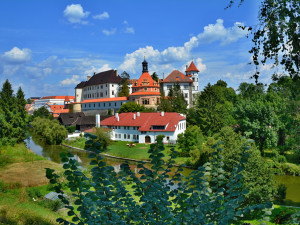 Infocentrum v Jindřichově Hradci láká již jedenáct let návštěvníky na interaktivního průvodce