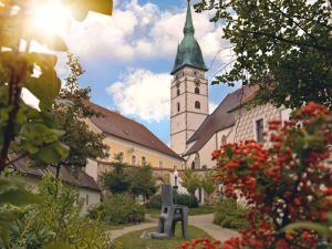 Infocentrum v Jindřichově Hradci láká již jedenáct let návštěvníky na interaktivního průvodce