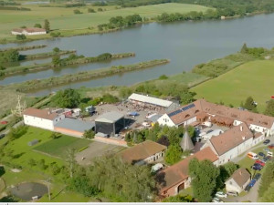 Hudební festival Loučení s létem v minipivovaru Kněžínek zve na kapely i příjemnou atmosféru