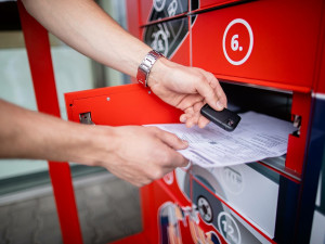 Už i v Táboře mohou zákazníci do autoservisu kdykoliv a bezkontaktní