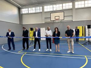 Děti na základní škole v Dukelské mají novou tělocvičnu. Stavba vyšla na 36 milionů korun