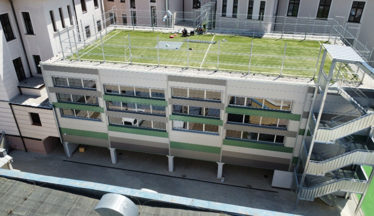 Děti na základní škole v Dukelské mají novou tělocvičnu. Stavba vyšla na 36 milionů korun. Foto: PAMÁTKY TÁBOR s.r.o.