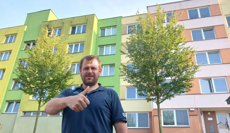 Zastavme společně obchod s chudobou, vyzývá před volbami Martin Filip