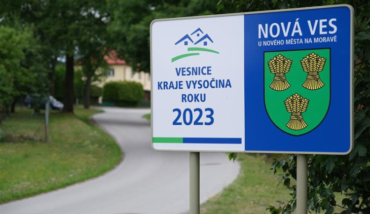 V žebříčku nejčastějších názvů obcí vede Ves a Nová Ves, mezi ulicemi Zahradní