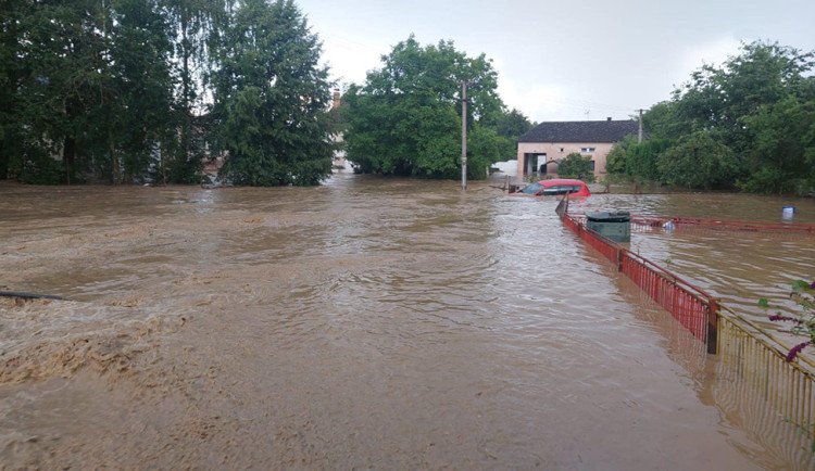 Modlíme se, ať nás to mine, zní z obcí na Olomoucku a Přerovsku, které nedávno zasáhly povodně