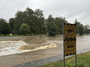 Předpověď se naplnila a říční hladiny stoupají. Třetí povodňový stupeň už přesáhla Malše, Černá, Otava i Blanice