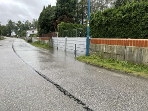 Obyvatelé části Veselí n. Lužnicí se ráno evakuovat nemusí, hrozba však stále trvá