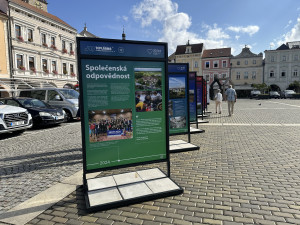 Výstava na náměstí mapuje 30 let novodobé městské energetiky