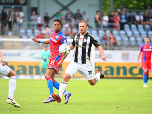 Fotbalisté Sparty vyhráli v Budějovicích 2:0 a venku jsou nadále stoprocentní