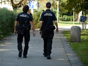 Práce strážníka městské policie je stále atraktivnější a láká zájemce o službu veřejnosti