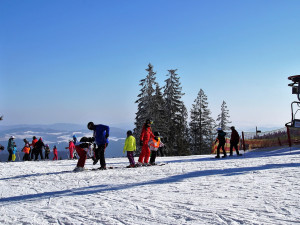 Velké lyžařské areály na Šumavě před novou sezonou nakupovaly sněžná děla