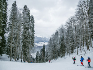 Skiareály Lipno a Hochficht letos poprvé zavedou na skipasy pohyblivé ceny