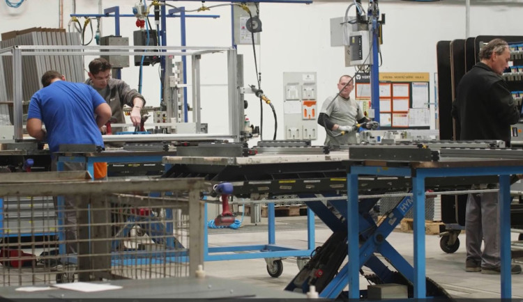 Práce ve Vertivu? Společensky odpovědná firma, která nabízí řadu výhod. Zaměstnance nabírají na různé pozice