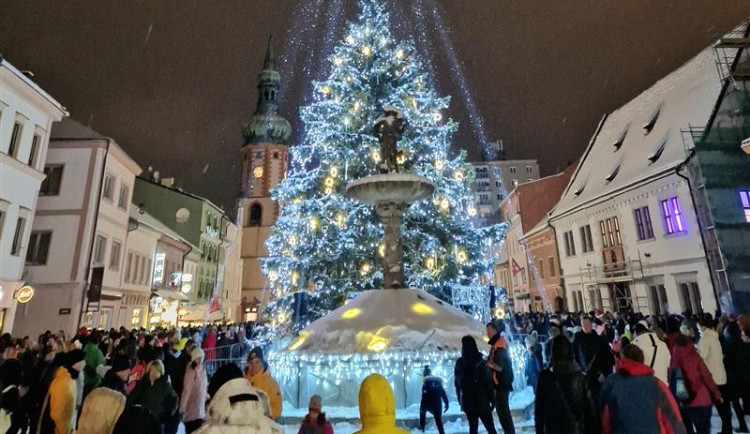 Sokolov letos slibuje nabitý kulturní vánoční program. novinkou bude pohádkový kamion