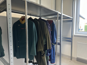 Jihočeské divadlo má novou půjčovnu kostýmů, veřejnosti se zpřístupní v prosinci