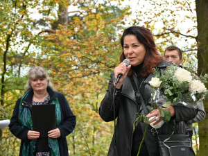 Písek otevřel na hřbitově pietní místo pro rodiče dětí zemřelých před narozením.