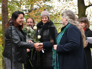 Písek otevřel na hřbitově pietní místo pro rodiče dětí zemřelých před narozením.