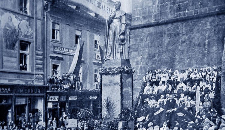 DRBNA HISTORIČKA: Odhalení pomníku Jana Valeriána Jirsíka doprovázely vlastenecké oslavy