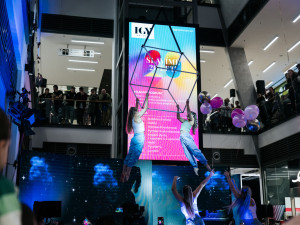 dan.kubat14@gmail.com +420774407608