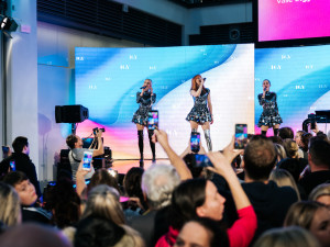 dan.kubat14@gmail.com +420774407608