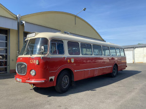 KULTURNÍ TIPY: Nenechte si ujít koncert Michala Penka nebo jízdu historickým autobusem po revolučních Budějovicích