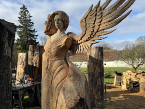 Betlém na náměstí doplní nová socha. Anděla hojnosti odhalí 1. prosince