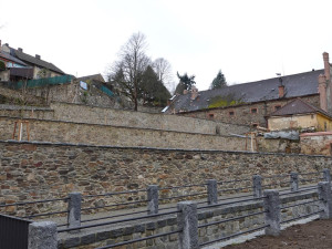 Opravy Pivovarských teras ve Vimperku jsou hotové, otevřou je ale až na jaře