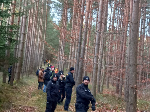 Policie stále pátrá po seniorce z Trhosvinenska