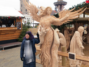 Dotkněte se Anděla: Českobudějovický advent odhalil sochu anděla hojnosti Ludmilu