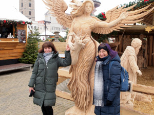 Dotkněte se Anděla: Českobudějovický advent odhalil sochu anděla hojnosti Ludmilu