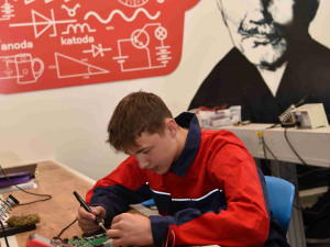 Střední odborná škola elektrotechnická Hluboká nad Vltavou má do nového roku 2025 jasnou vizi