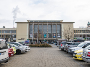 České Budějovice chtějí koupit dům Metropol. Vzniknout tam má zázemí pro divadlo