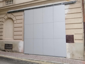 Táborské divadlo zmodernizovalo jevištní techniku, obnovuje plný provoz