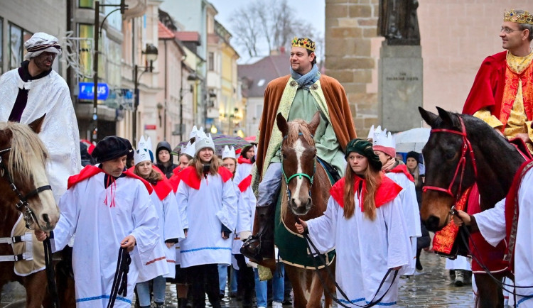 Českobudějovická diecézní charita dnes zahájila Tříkrálovou sbírku