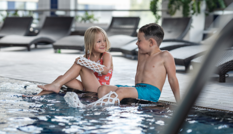 Prachatická nemocnice zavádí revoluční fixaci zlomenin OPENCAST, je lehká, vzdušná a vodotěsná