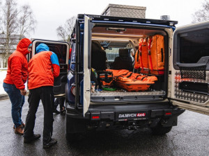 Šumavská Horská služba ze Železné Rudy vyráží do terénu s novým zásahovým vozidlem speciálně upraveným na míru