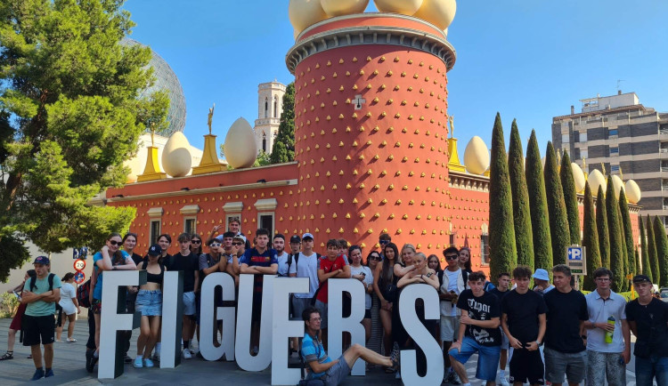 Střední průmyslová škola stavební nabízí mimoškolní aktivity, které obohacují studium i životní zážitky