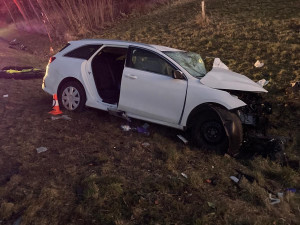 Vážná nehoda na Strakonicku. Na místě zasahoval také záchranářský vrtulník