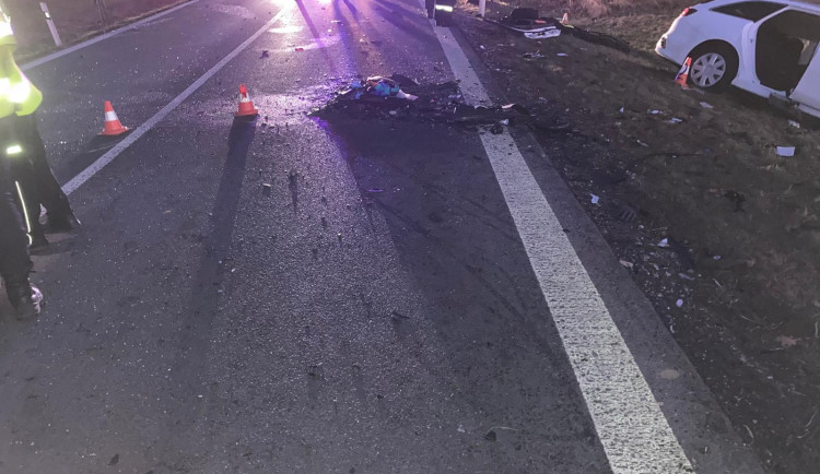 Vážná nehoda na Strakonicku. Na místě zasahoval také záchranářský vrtulník.