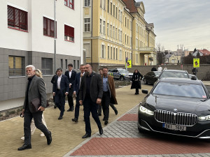 Návštěvu Jihočeského kraje zahájil prezident návštěvou budějovické nemocnice. Čeká ho nabitý program