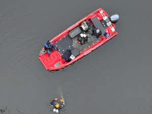 Policie pátrá v okolí Orlické přehrady po muži z Pardubicka