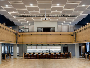 KD Lišov parket od pódia