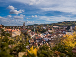 Český Krumlov plánuje druhý bus-stop a více bytů v historických objektech