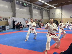 Jihočeští policisté slaví mistrovský titul v karate