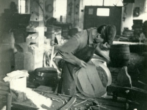 České Budějovice objektivem Milana Bindera perem Martina Maršíka: Bednářství je věda, občas ale nebezpečná