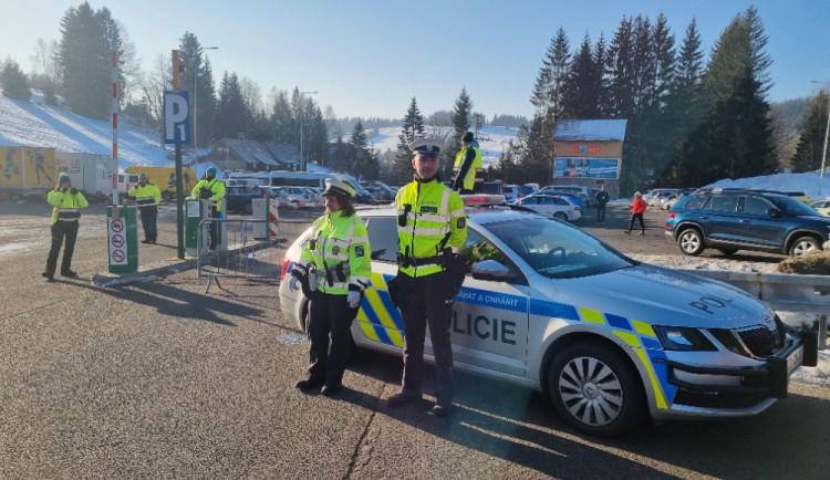 Jizerská 50 proběhla v klidu, policie řešila jen dopravní přestupky